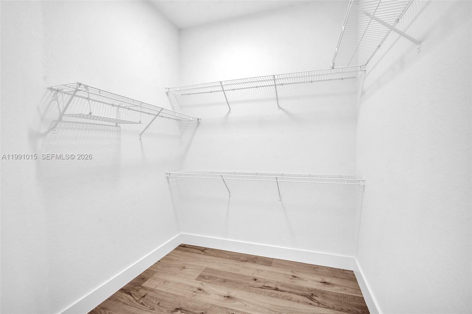 ISLES AT WESTON - Residential Lease