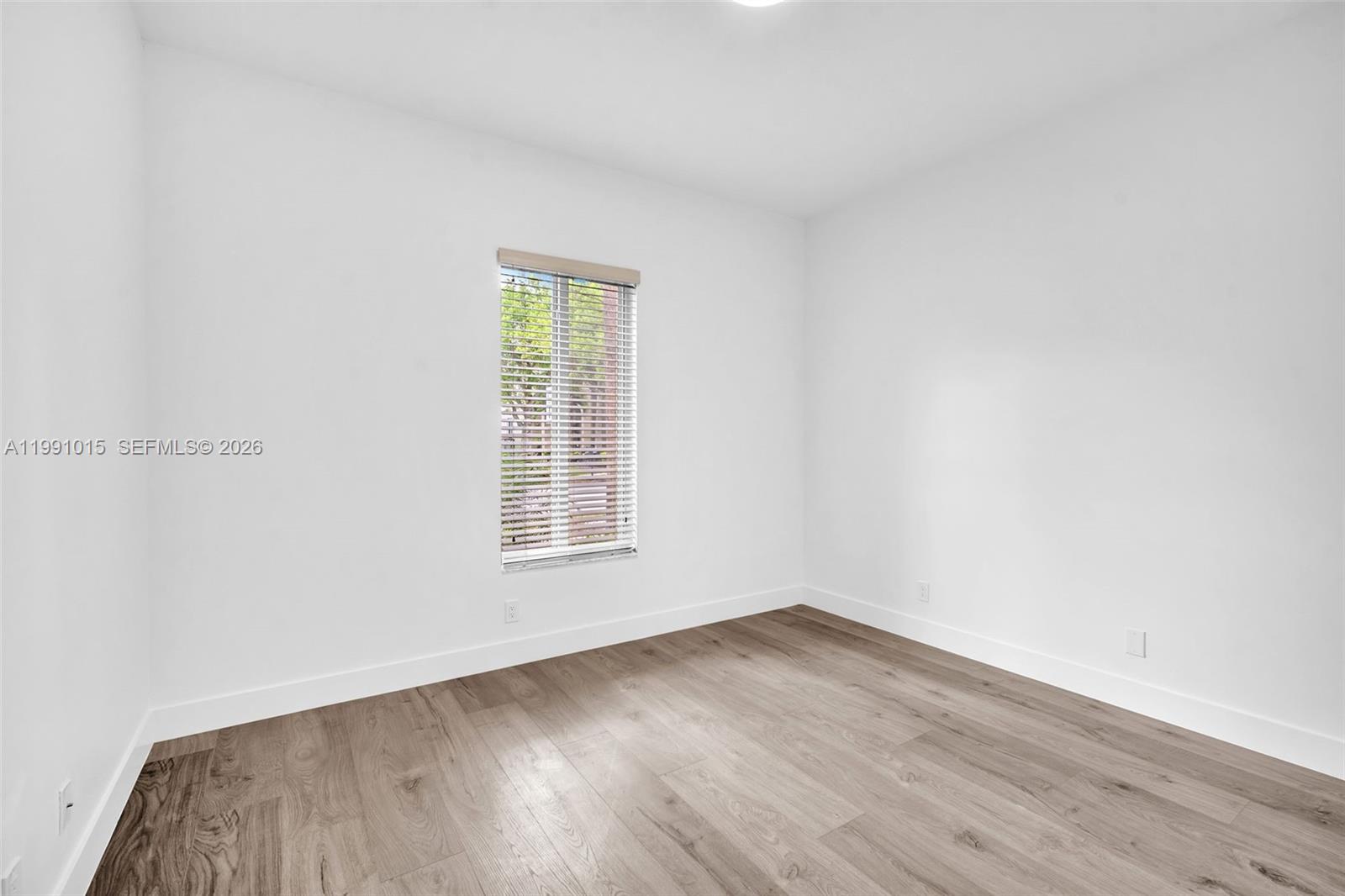 ISLES AT WESTON - Residential Lease