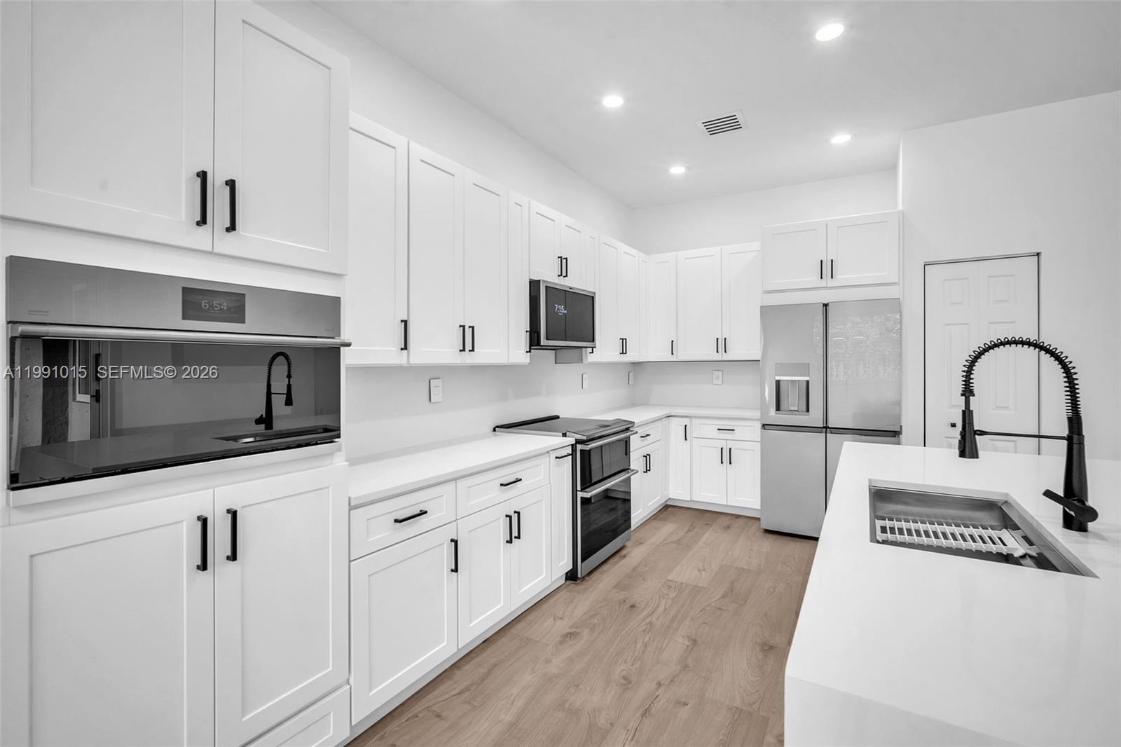 ISLES AT WESTON - Residential Lease