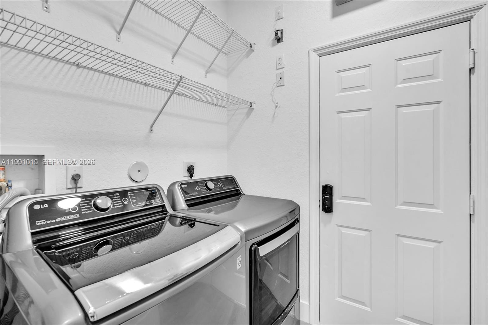 ISLES AT WESTON - Residential Lease