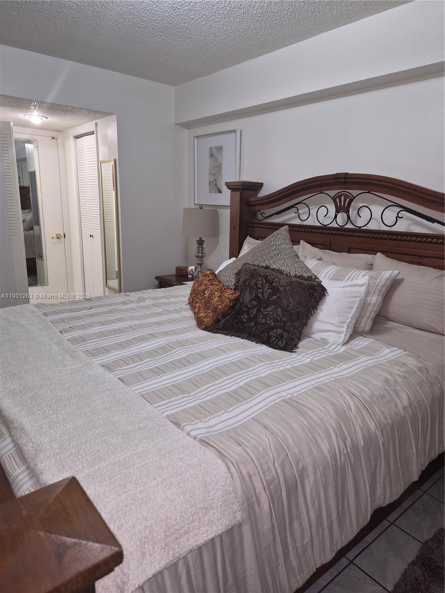 THE ISLES CONDO - Residential Lease