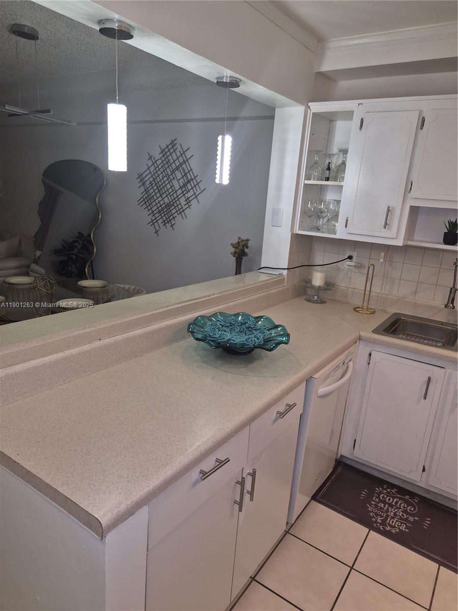 THE ISLES CONDO - Residential Lease