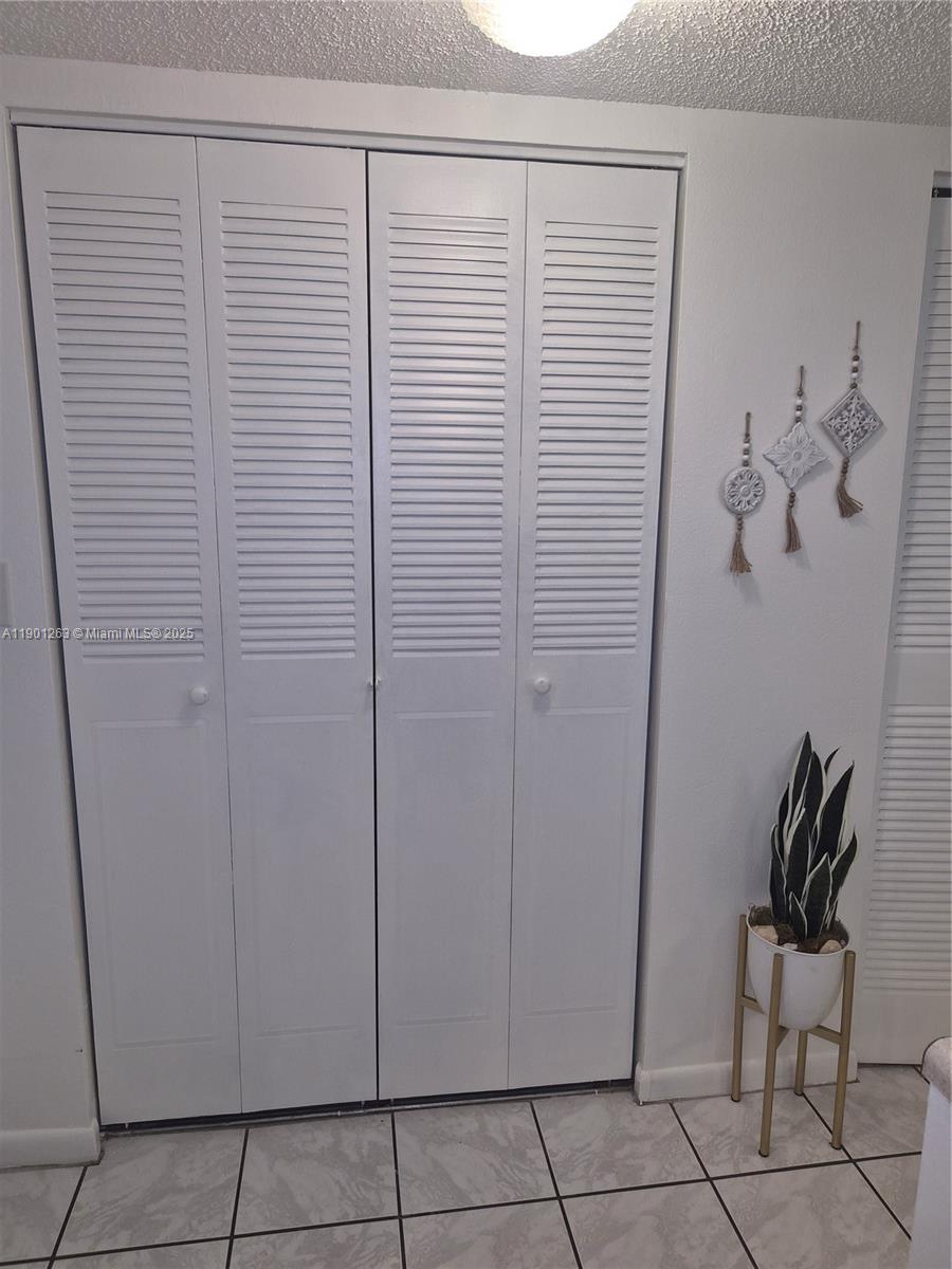 THE ISLES CONDO - Residential Lease