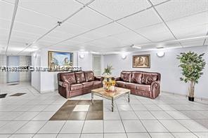 THE ISLES CONDO - Residential Lease