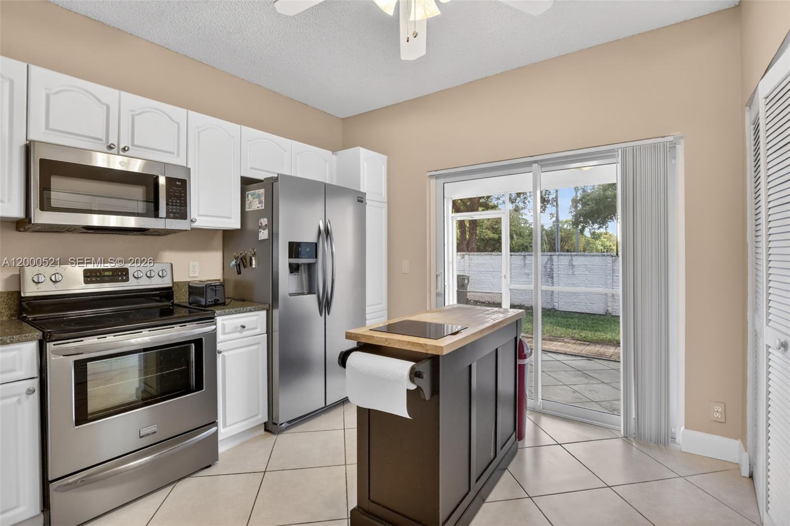 BANYAN OAKRIDGE COMMERCIA - Residential