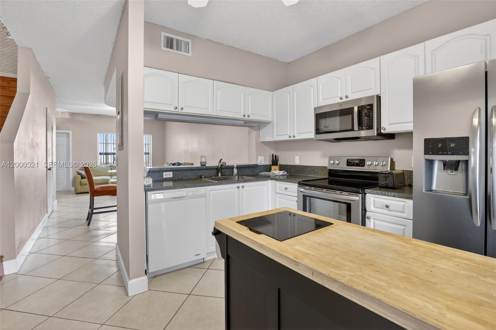 BANYAN OAKRIDGE COMMERCIA - Residential