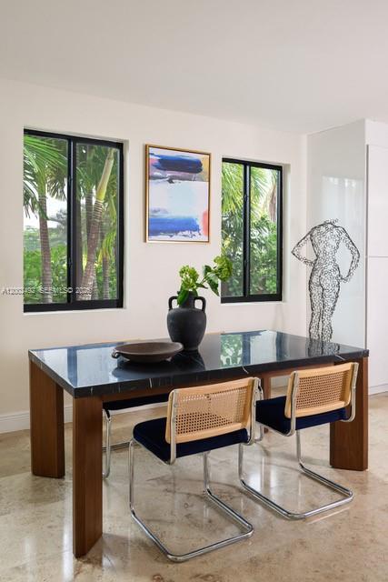 SILVER BLUFF GARDENS - Residential