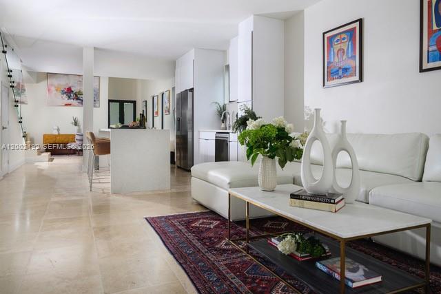 SILVER BLUFF GARDENS - Residential