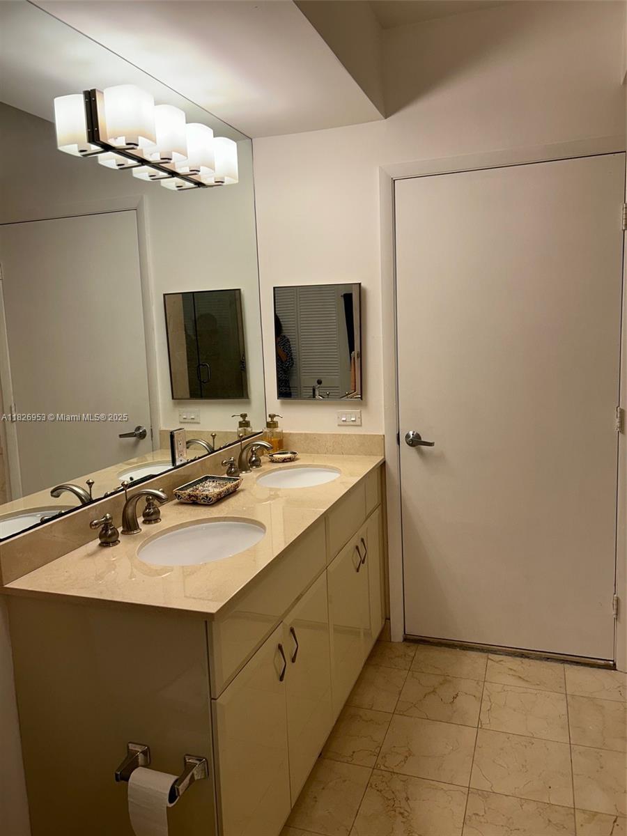 AKOYA CONDO - Residential Lease