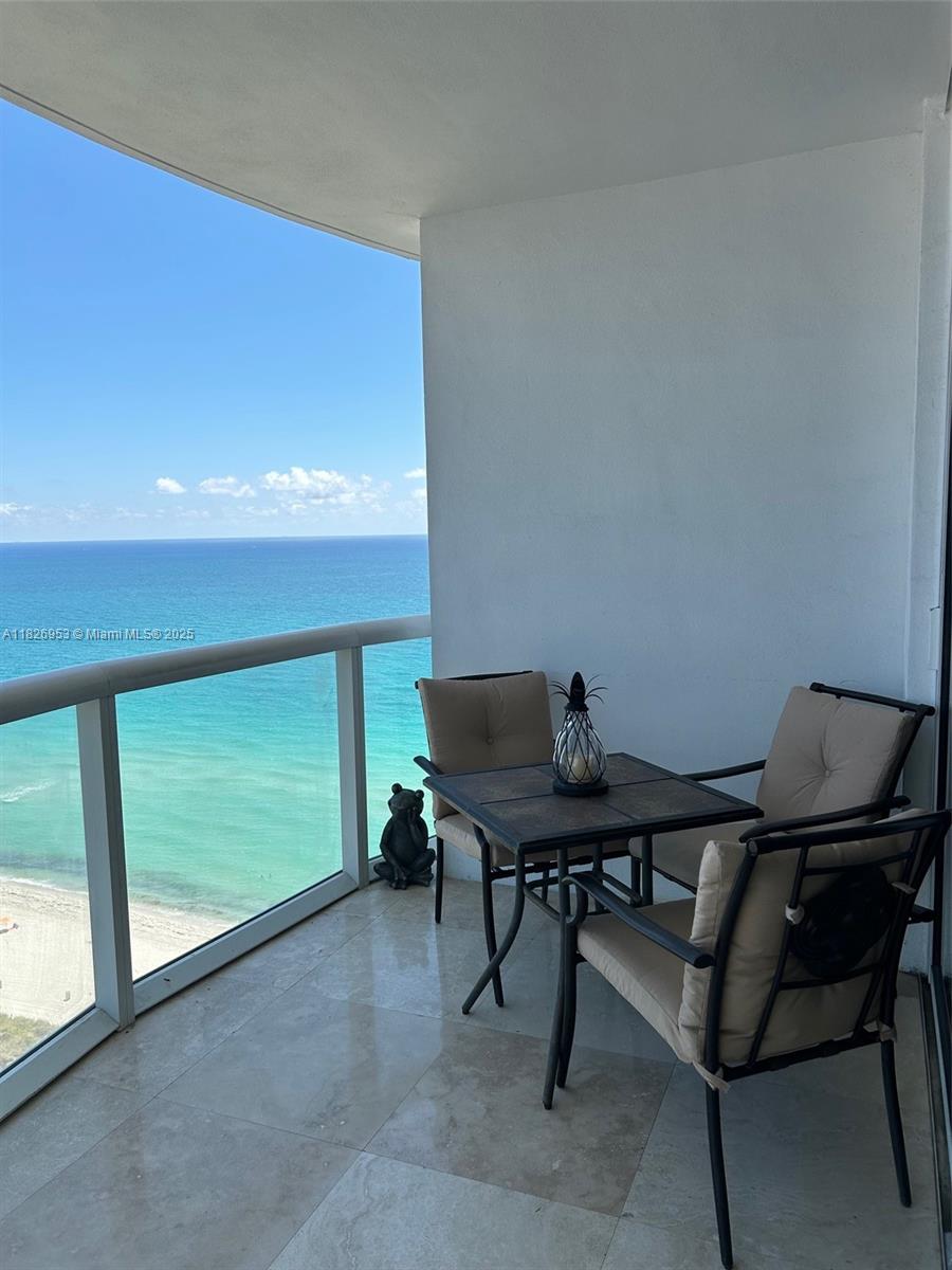 AKOYA CONDO - Residential Lease