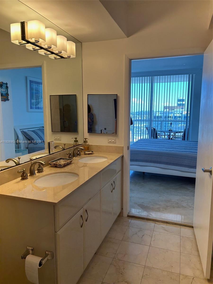 AKOYA CONDO - Residential Lease