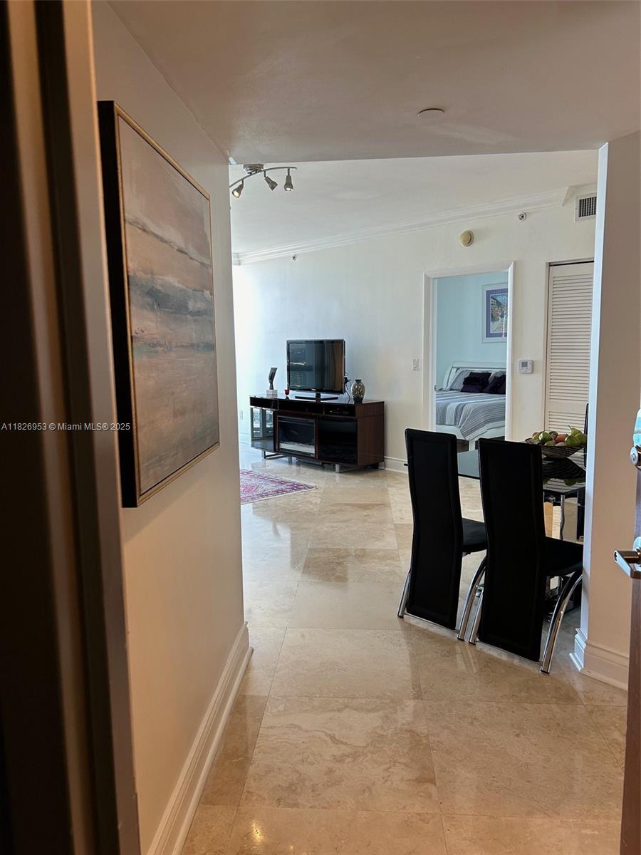 AKOYA CONDO - Residential Lease