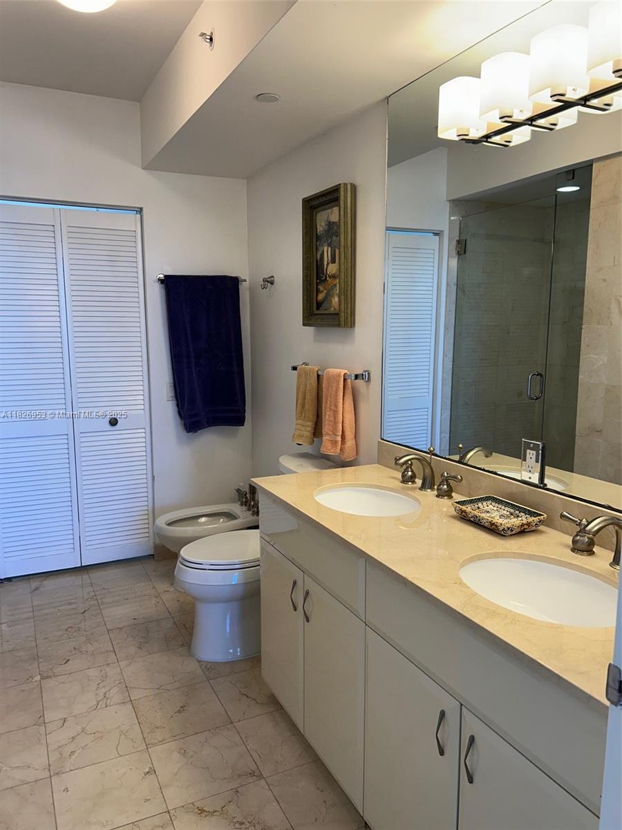 AKOYA CONDO - Residential Lease