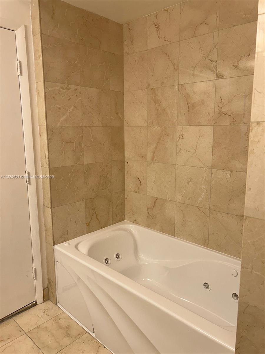 AKOYA CONDO - Residential Lease