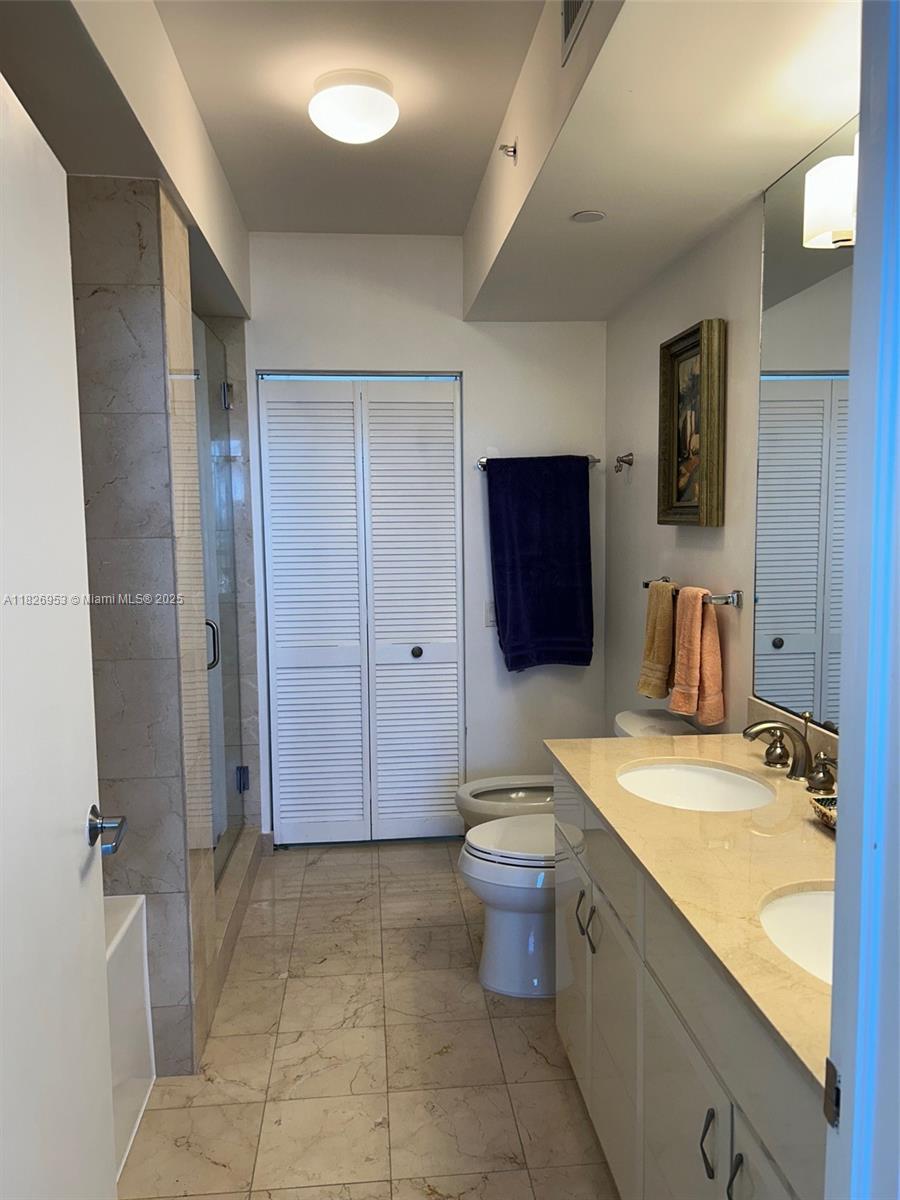 AKOYA CONDO - Residential Lease