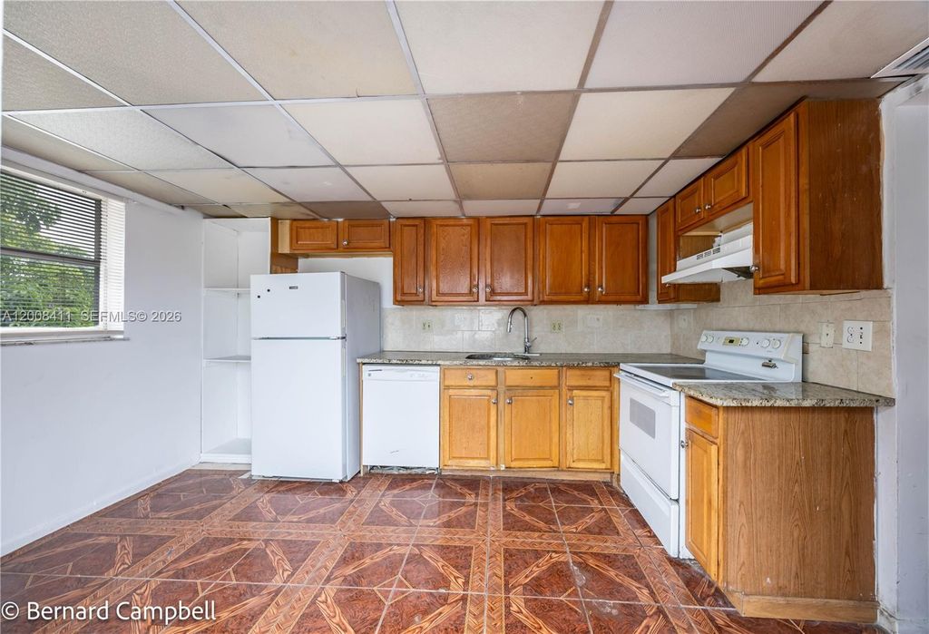 Photo of 321 SW 1st Ct #K-5, Pompano Beach, FL 33060 (MLS # A12008411)