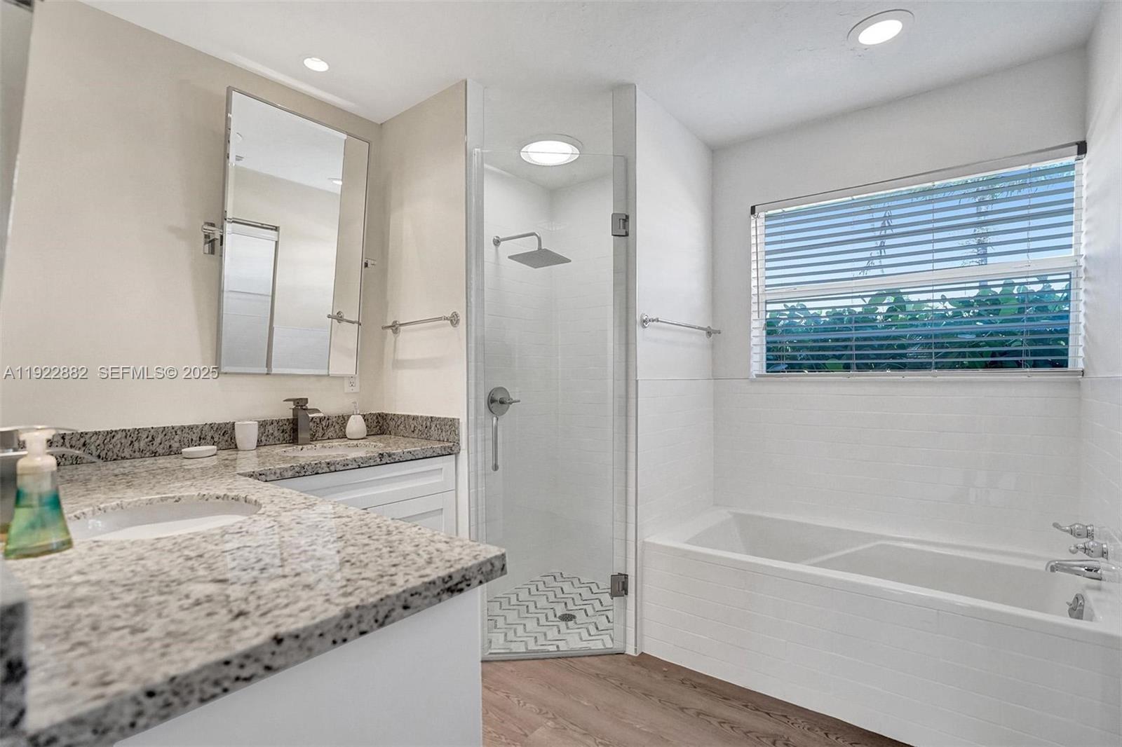 EDGEWATER ESTATES - Residential