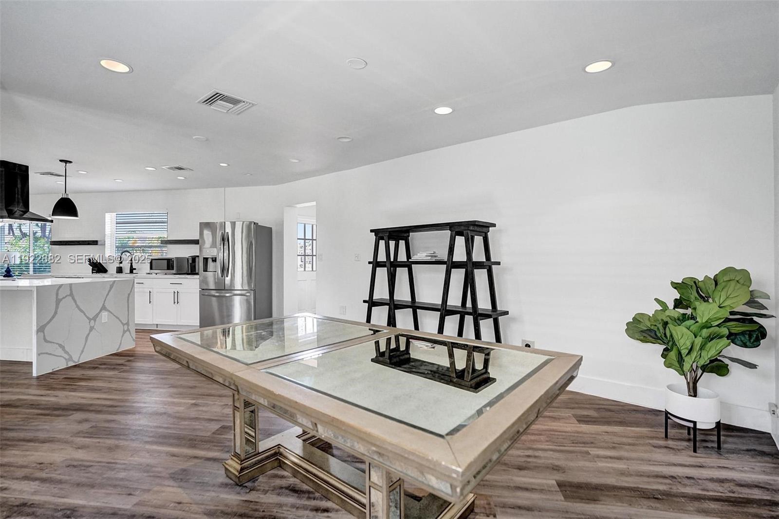 EDGEWATER ESTATES - Residential