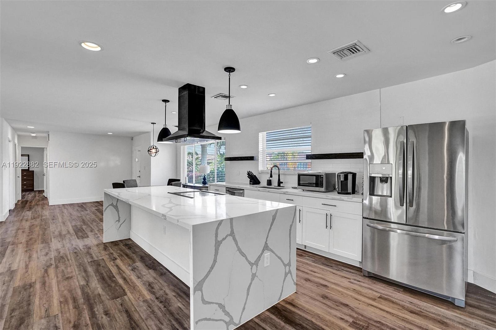 EDGEWATER ESTATES - Residential