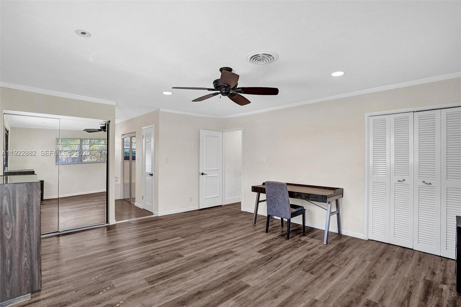 EDGEWATER ESTATES - Residential