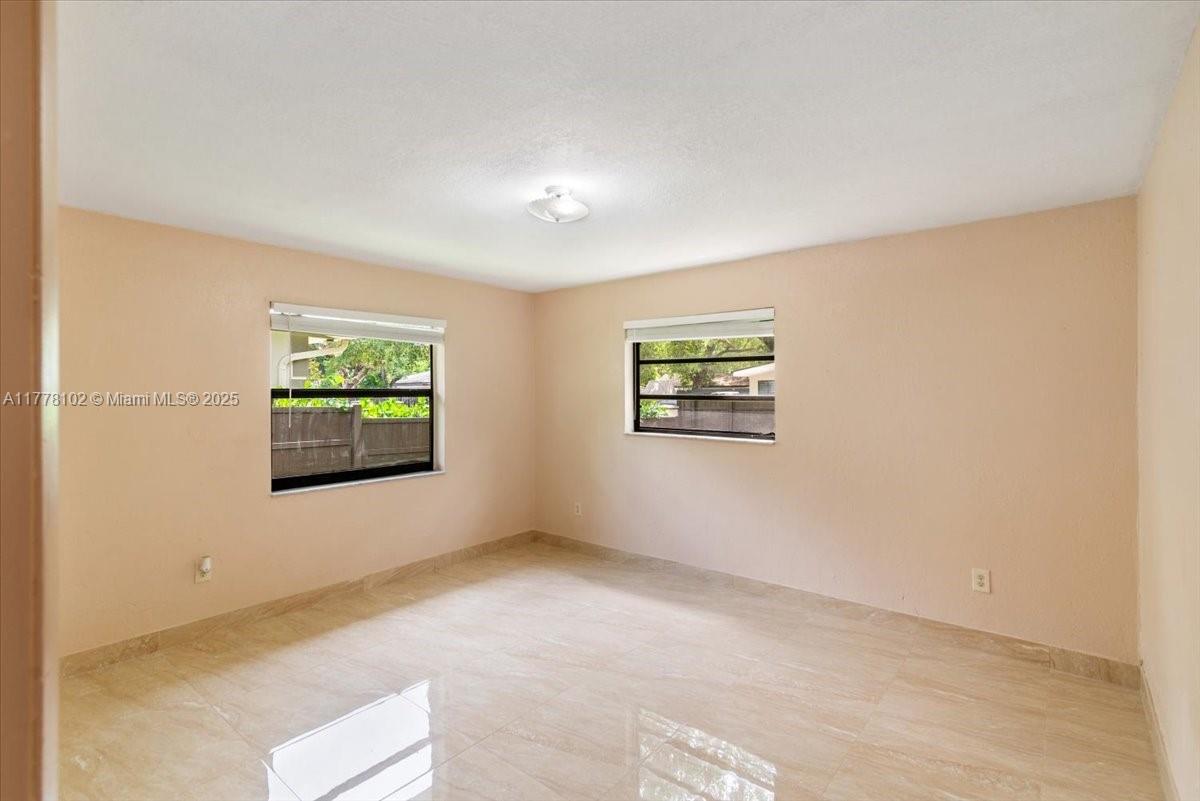 GOLDEN GLADES PARK 2ND AD - Residential