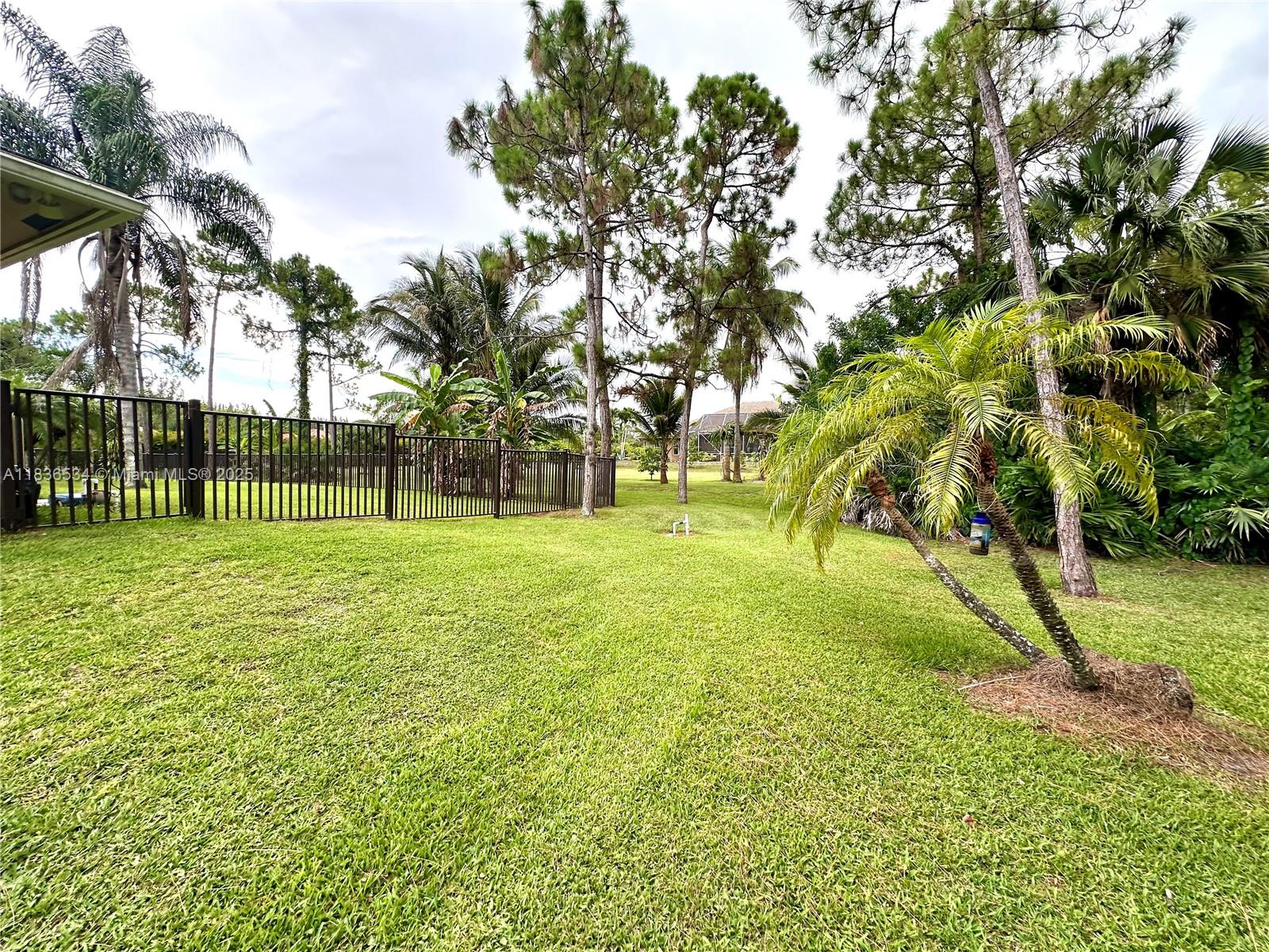 The Acreages - Residential