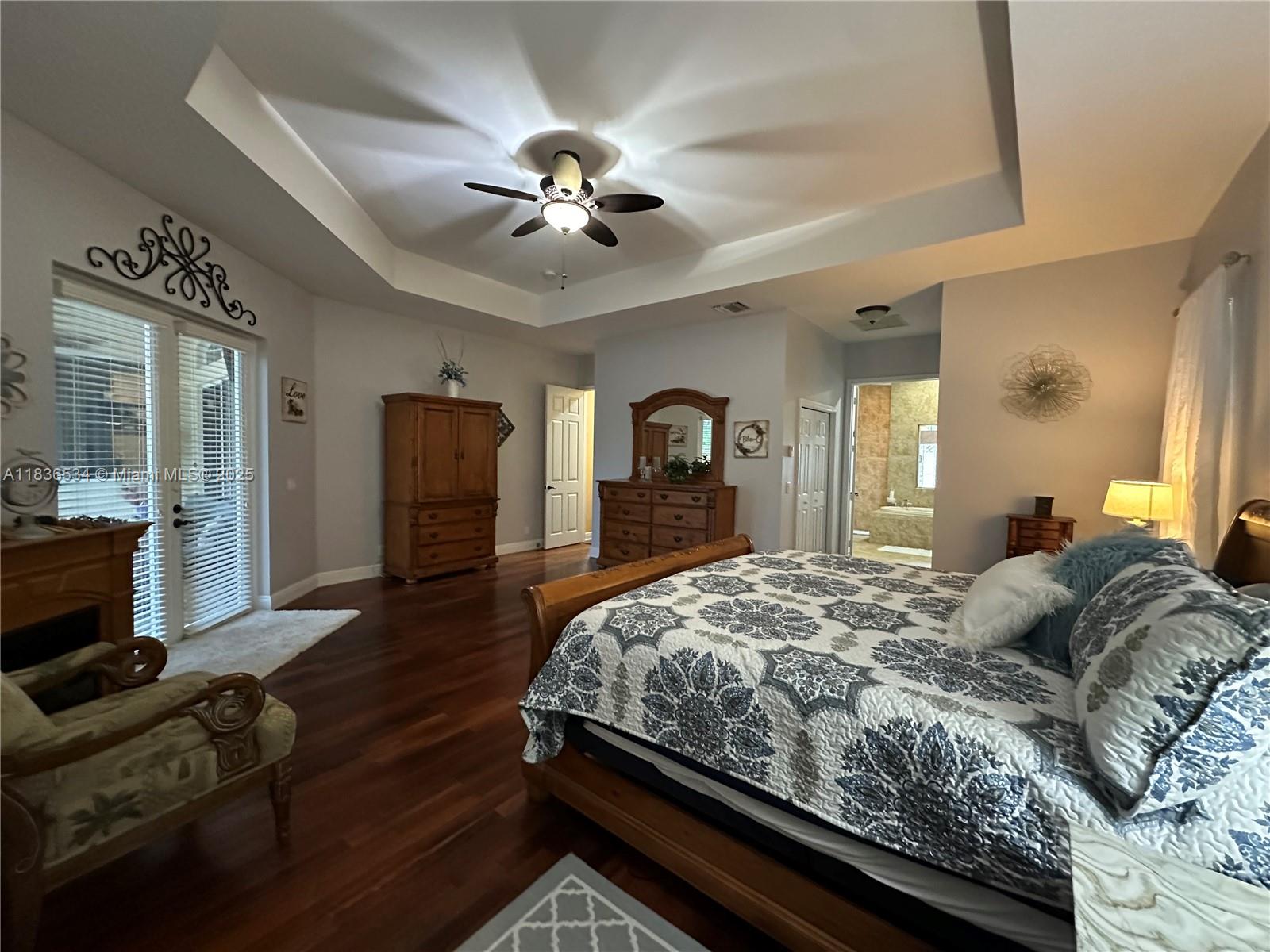 The Acreages - Residential
