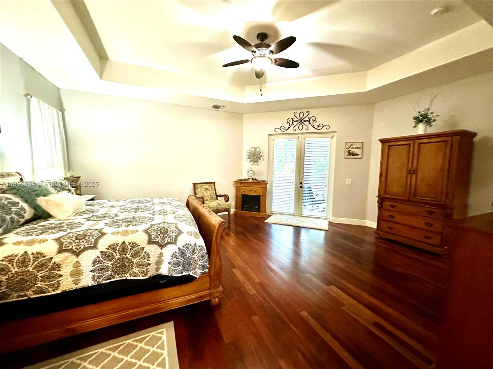 The Acreages - Residential