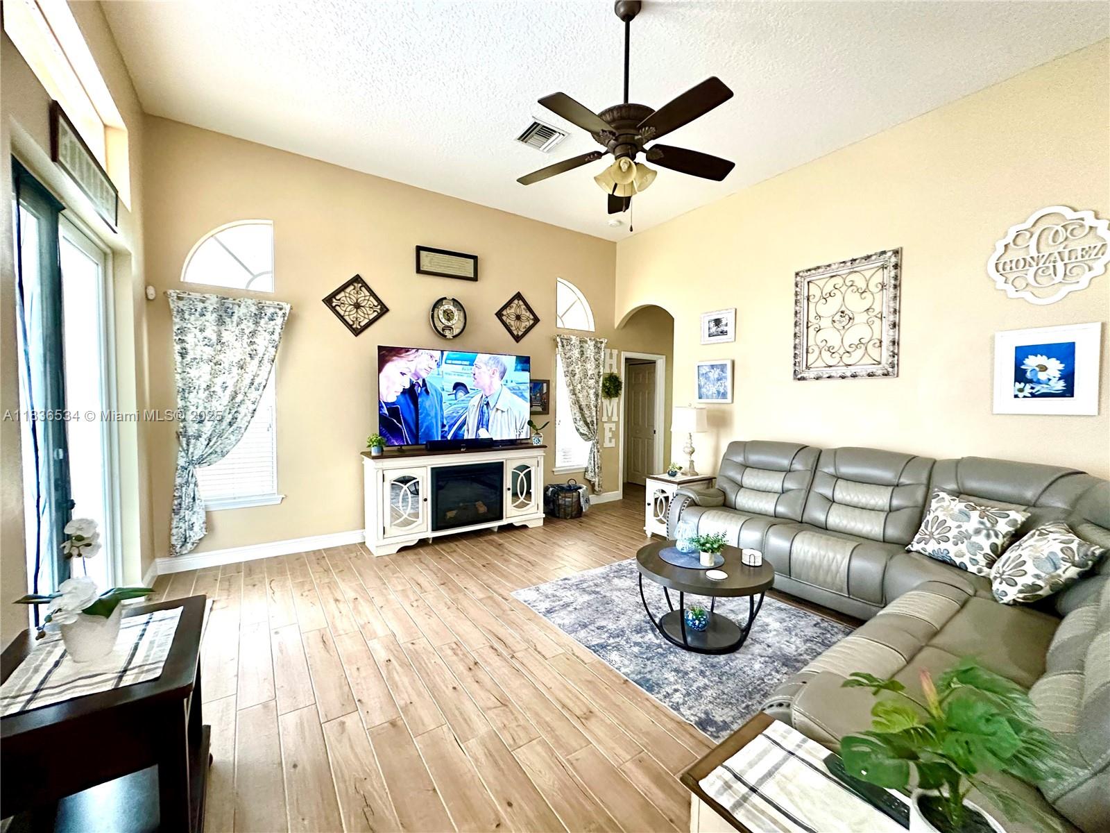 The Acreages - Residential