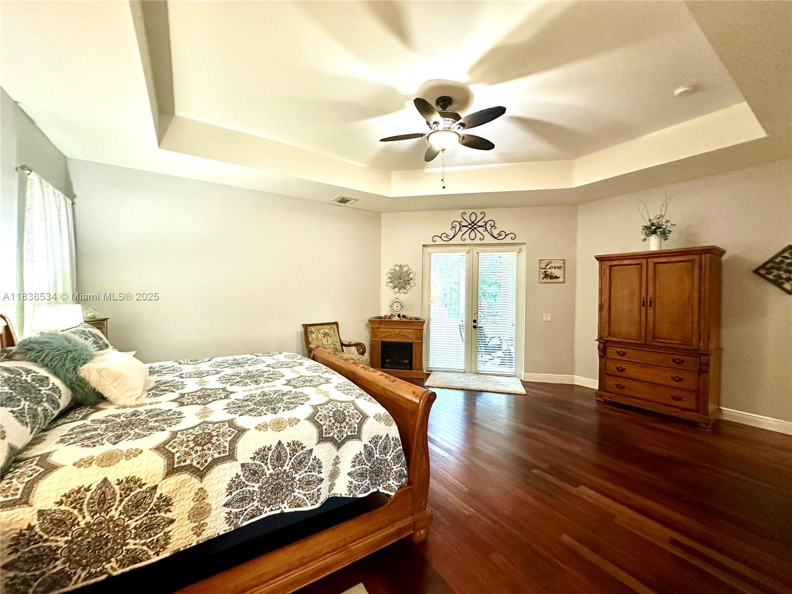 The Acreages - Residential
