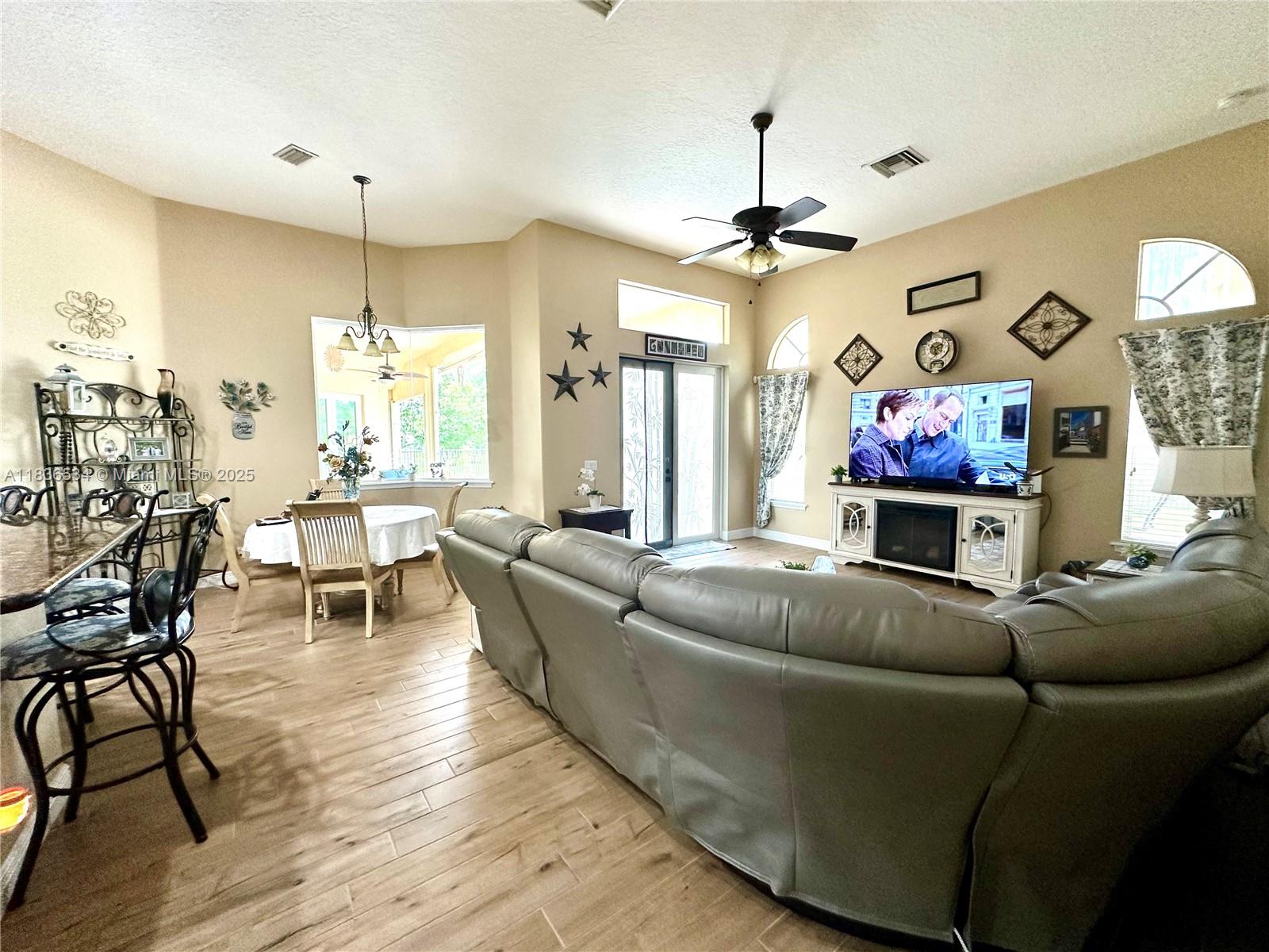 The Acreages - Residential