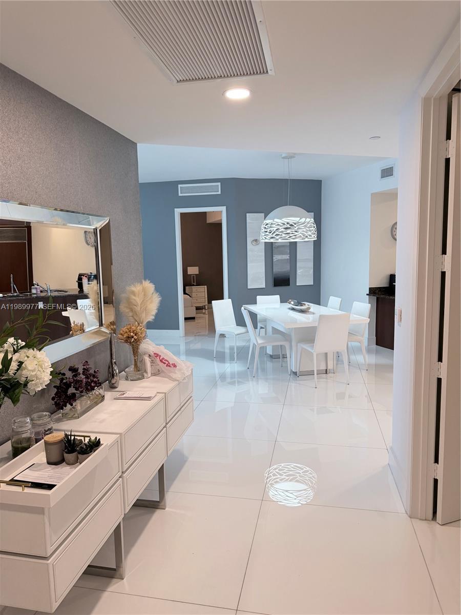 TDR TOWER III CONDO - Residential