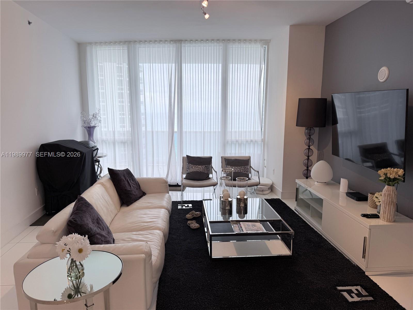 TDR TOWER III CONDO - Residential