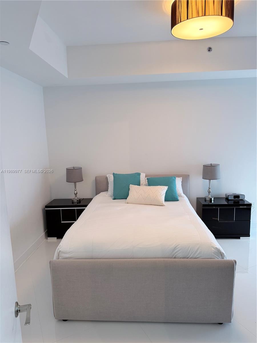 TDR TOWER III CONDO - Residential