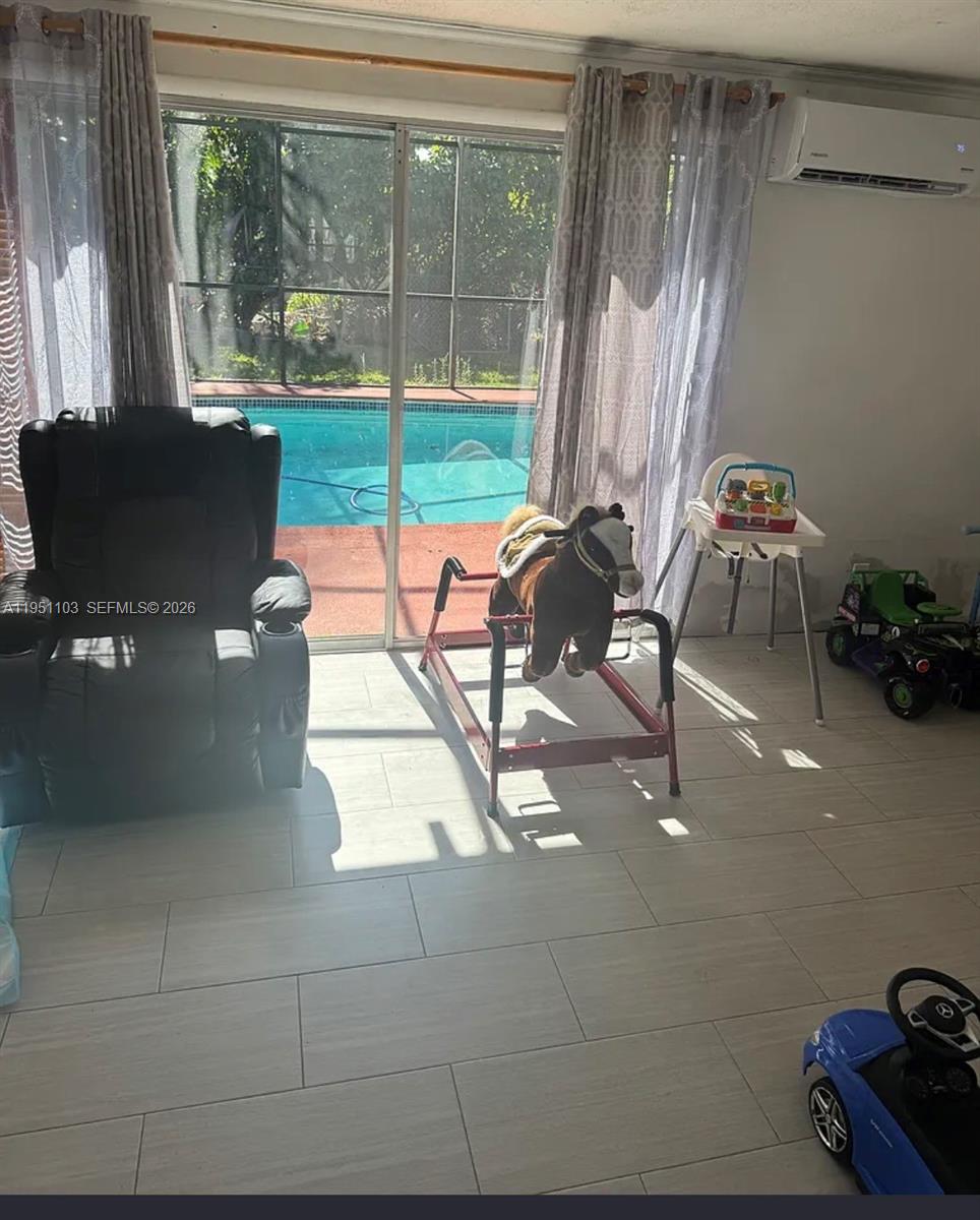 CUTLER RIDGE SEC 3 - Residential