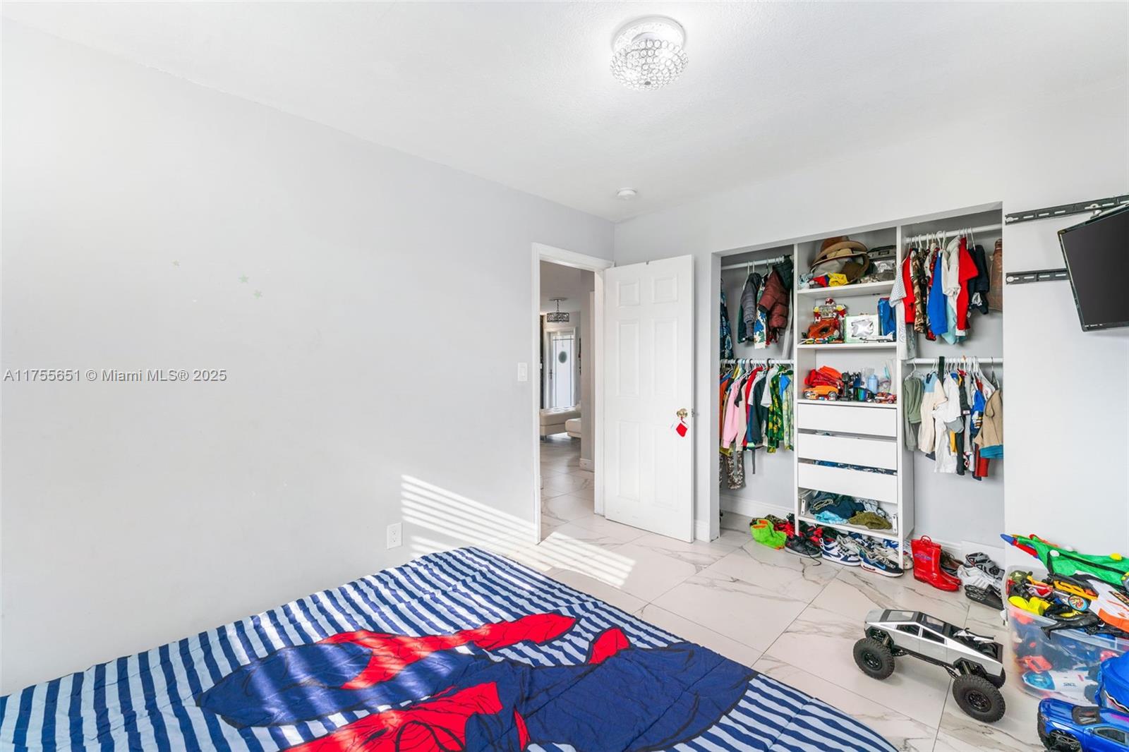 LAKE TAHOE ESTATES - Residential