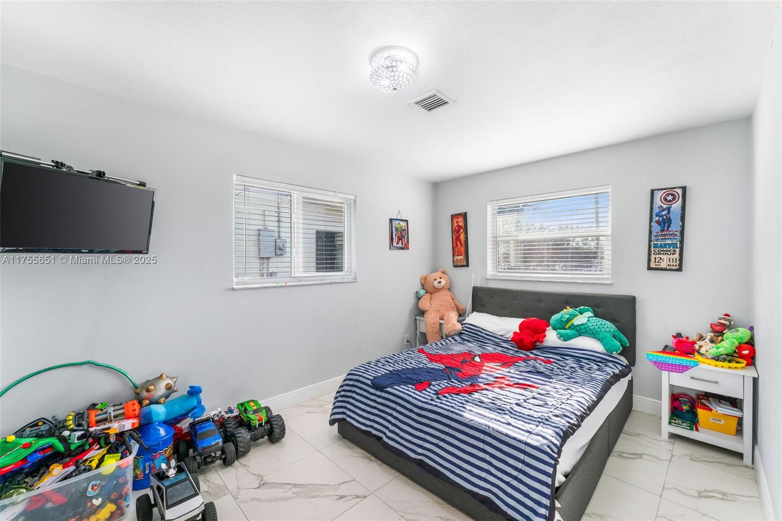 LAKE TAHOE ESTATES - Residential