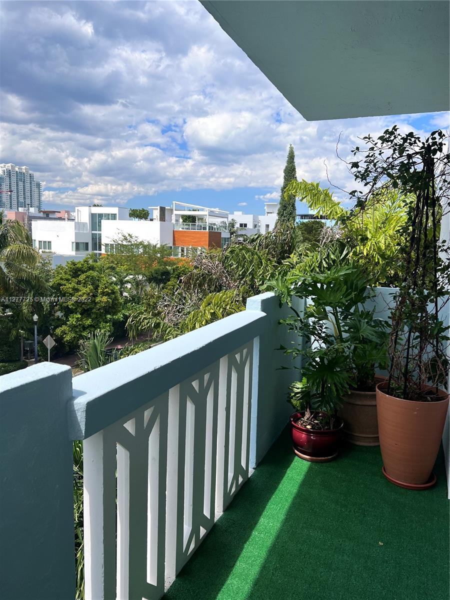 JEFFERSON MANOR CONDO - Residential Lease