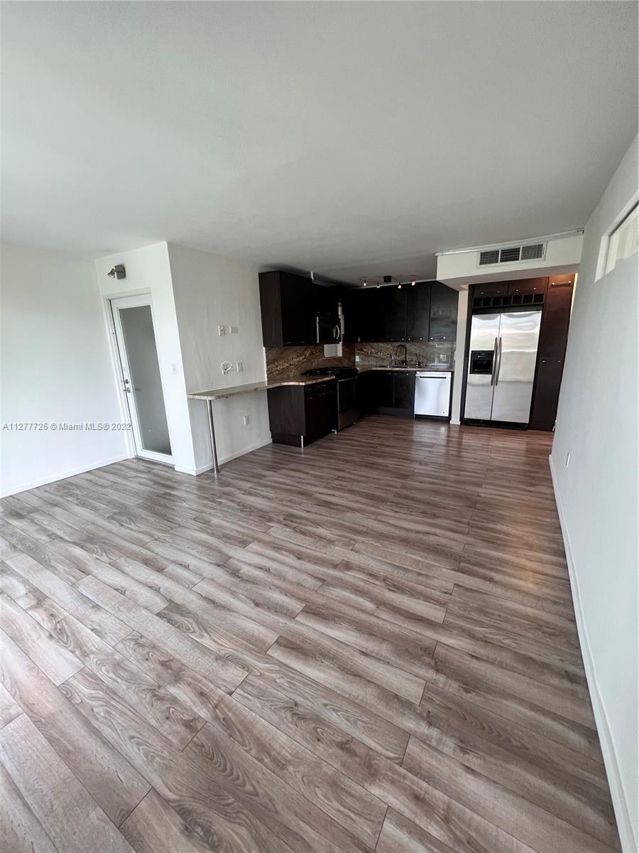 JEFFERSON MANOR CONDO - Residential Lease