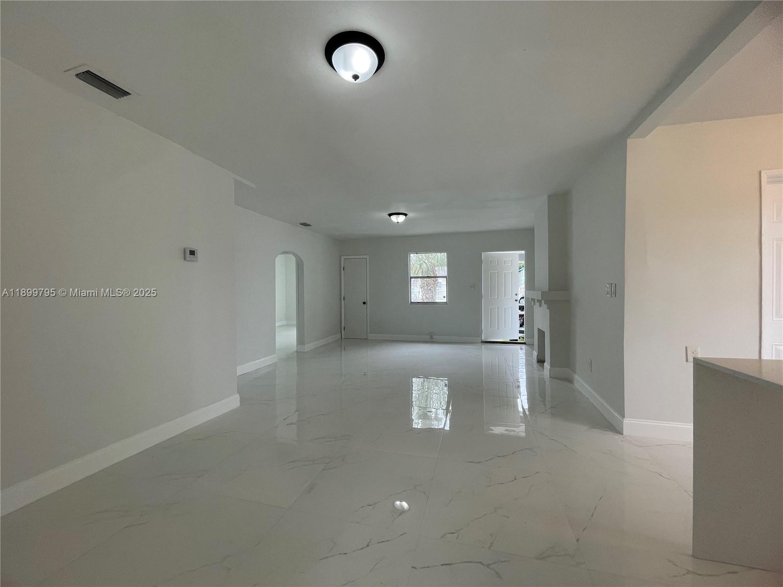 7631 NW 4th Ave