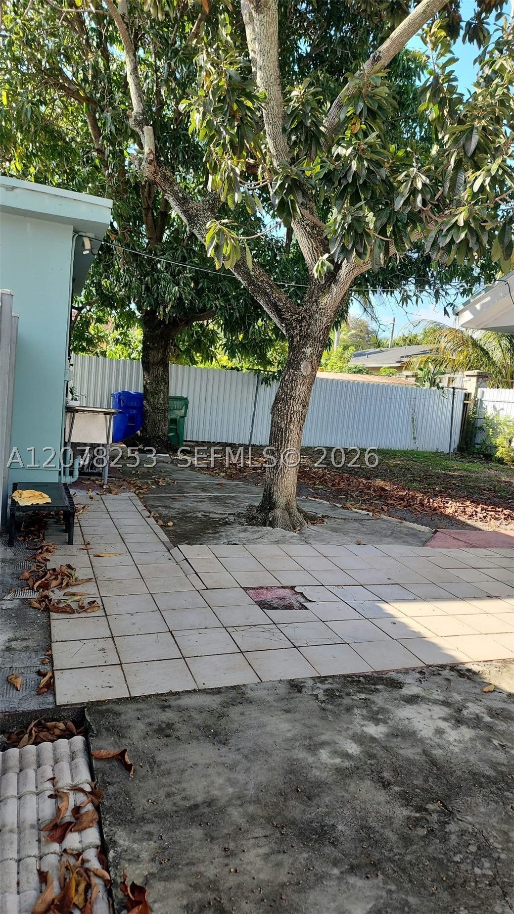 120 NW 18th Ave, Miami FL 33125