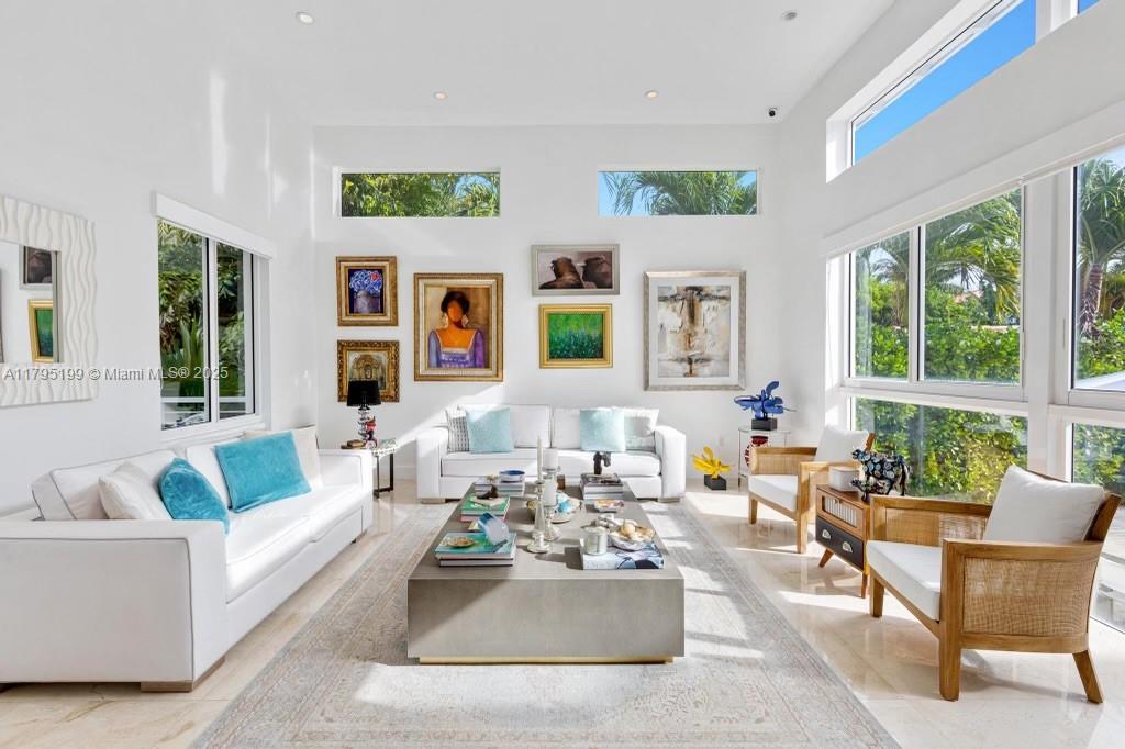 BISCAYNE KEY ESTATES - Residential Lease