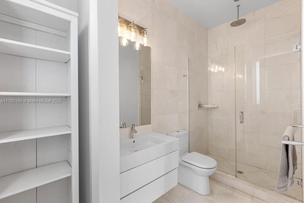 BISCAYNE KEY ESTATES - Residential Lease