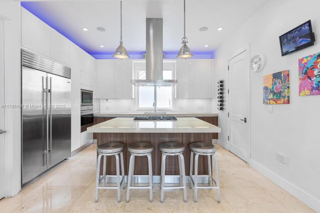 BISCAYNE KEY ESTATES - Residential Lease