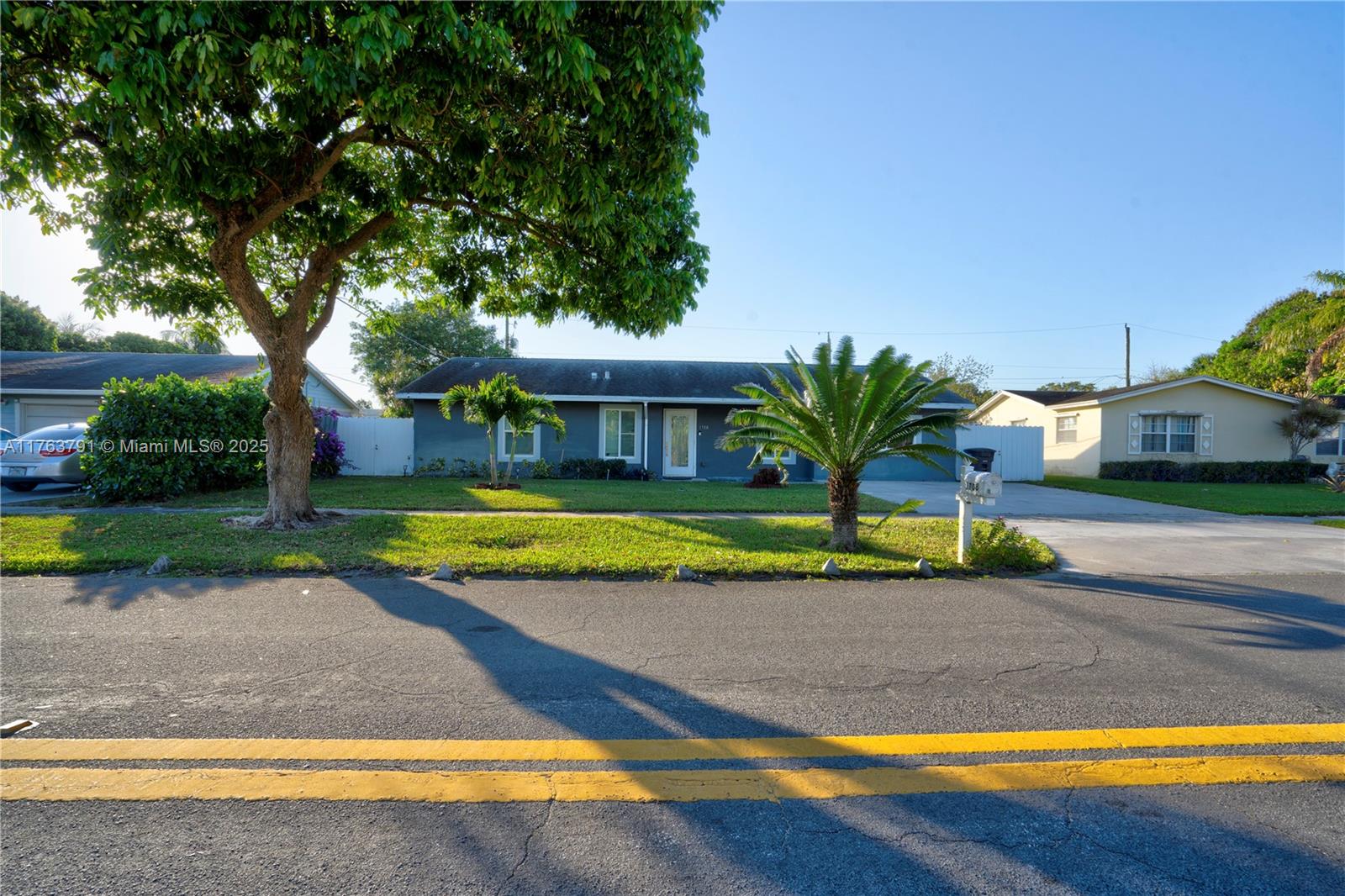 WESTFIELD AT WPB - Residential Lease