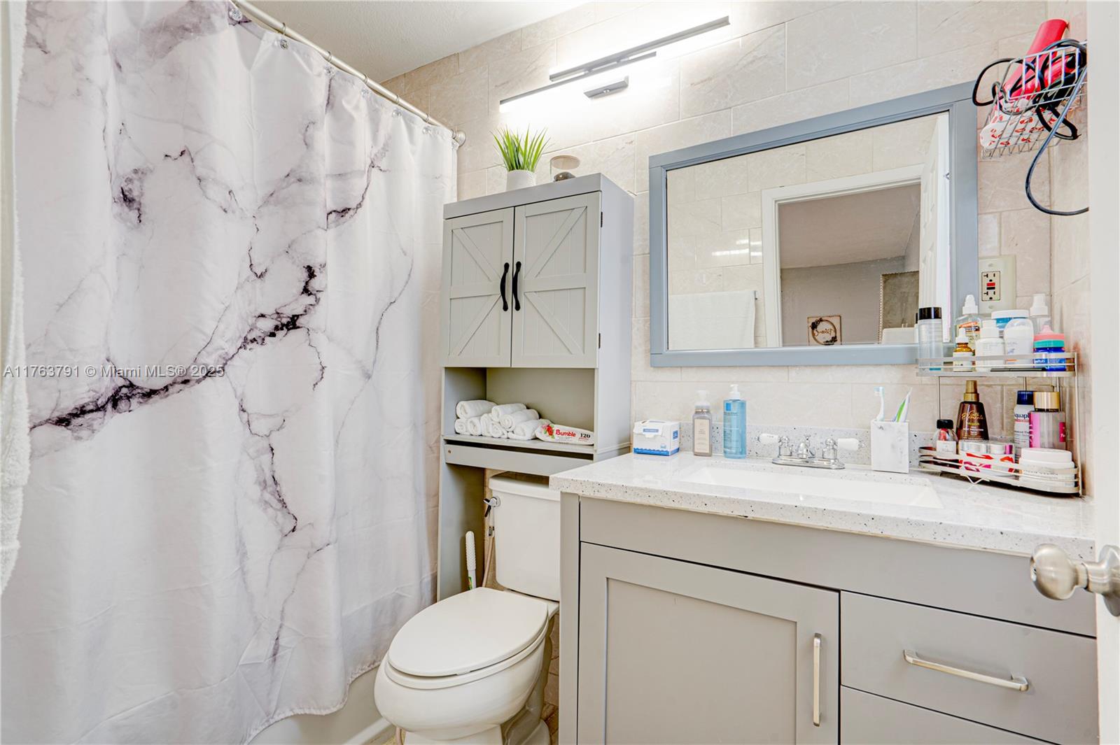 WESTFIELD AT WPB - Residential Lease