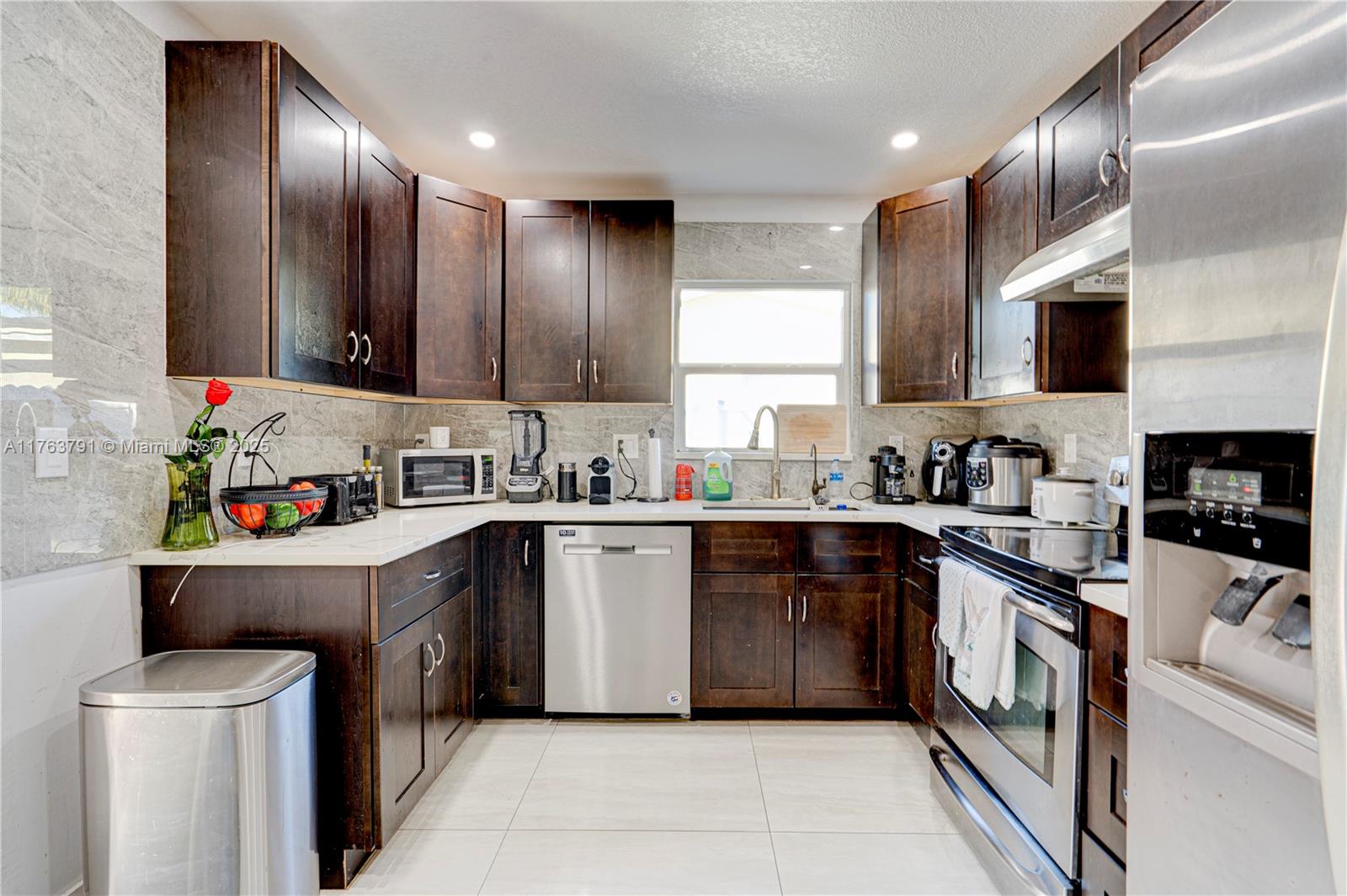 WESTFIELD AT WPB - Residential Lease