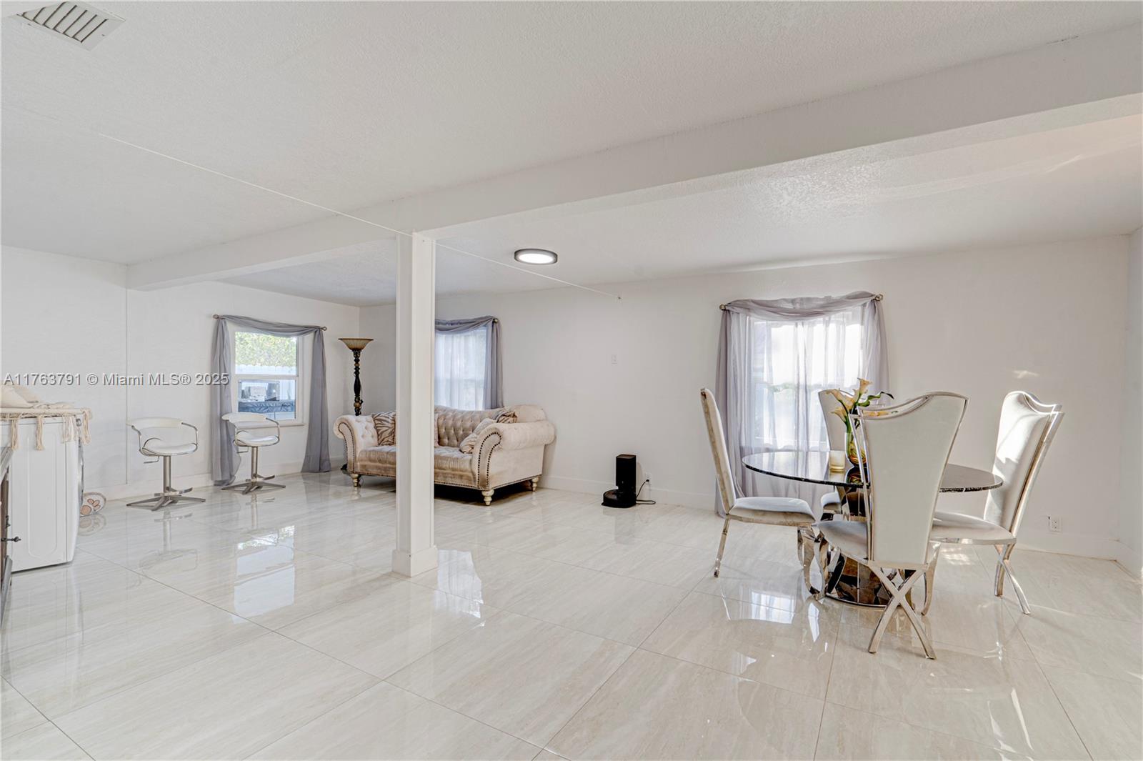 WESTFIELD AT WPB - Residential Lease
