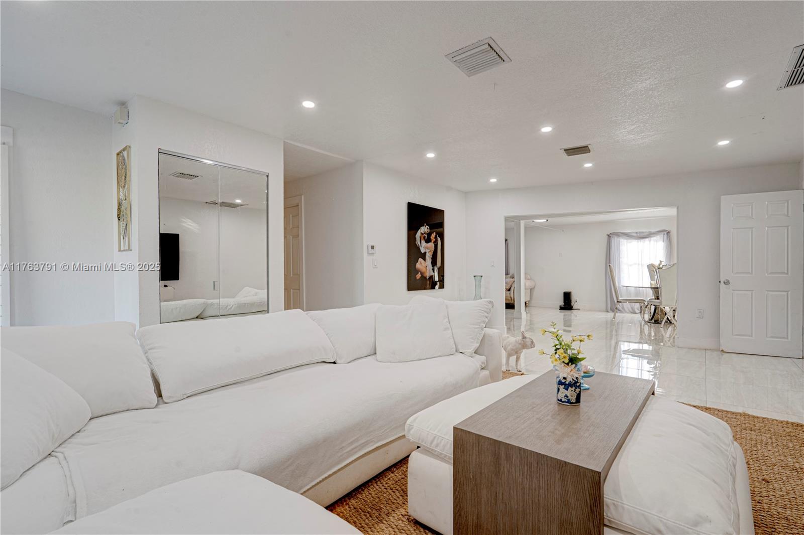 WESTFIELD AT WPB - Residential Lease