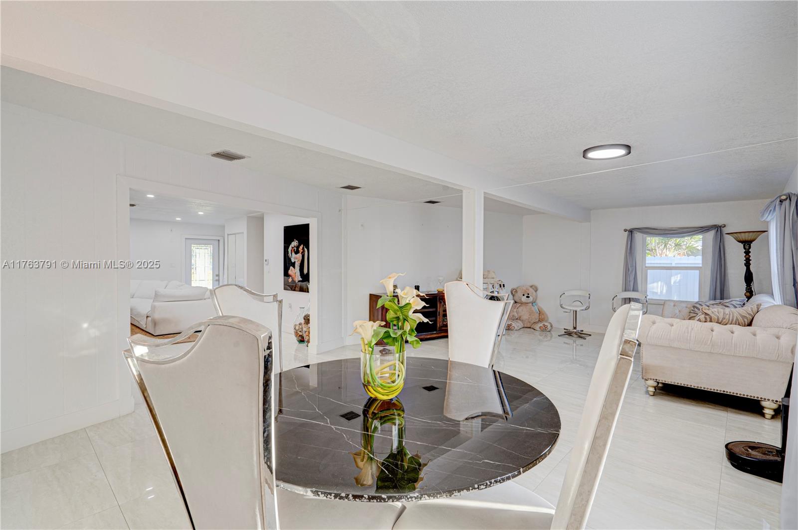 WESTFIELD AT WPB - Residential Lease